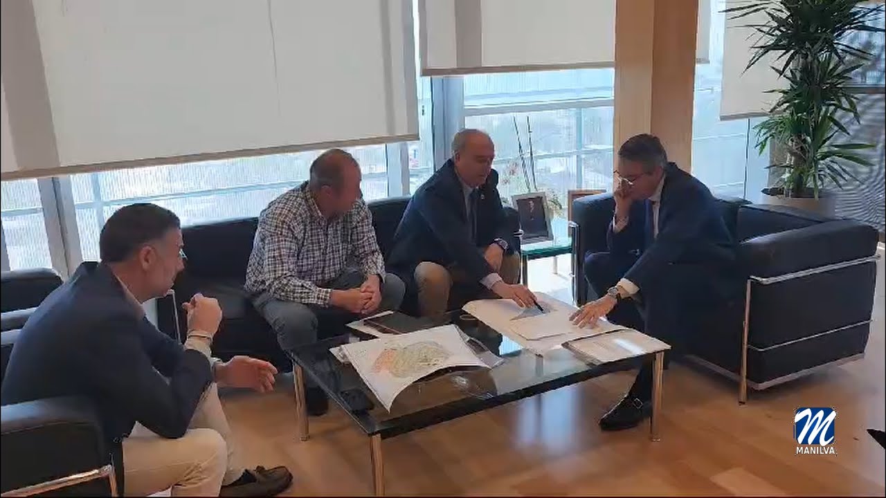 El alcalde de Manilva, se reúne con el presidente de la diputación