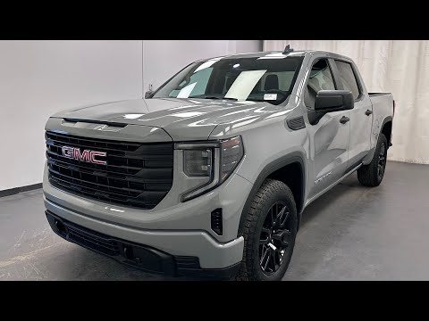 2024 GMC Sierra 1500 Crew Cab Short Box 4-Wheel Drive Pro in Gray for sale at Davis GMC Buick Lethbridge in Lethbridge, AB