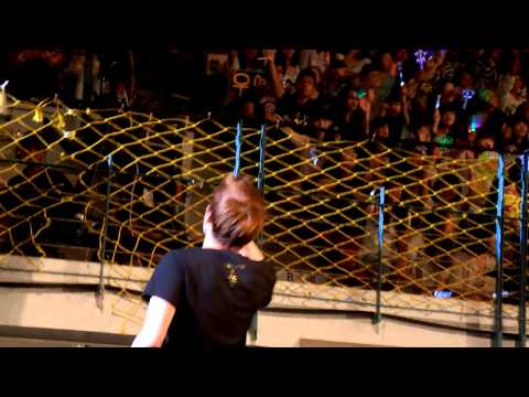 111008 2PM   HANDS UP ASIA TOUR in TAIPEI 2011  JUNSU-2