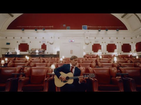 Rhys Lewis - Love In A Modern Age (Live Session)