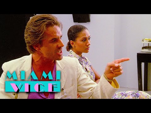 Crockett Speaks Up for Trudy | Miami Vice