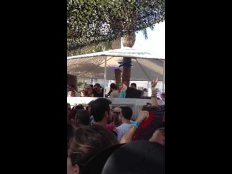 Lee Van Dowski @After Ushuaia Vagabundos Closing Party 2012