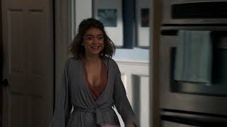 Modern Family : Haley is a Stripper | STS video