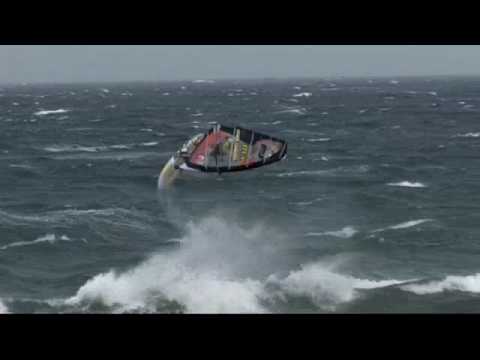 Ricardo Campello Triple Forward loop attempt