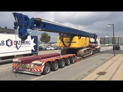 DSVTransport specialtransport på blokvogn med Volvo trækker.