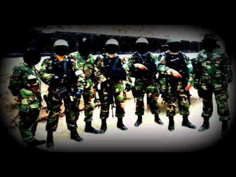 Equipo De Guerra - La Edicion De Culiacan - En Vivo 2011