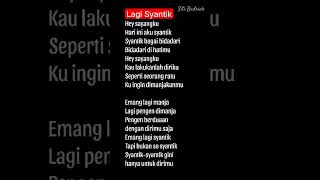 Download lagu lirik lagu lagi syantik#sitibadriah Emang lagi syantik#indonesia#music#trends#top #share #like mp3