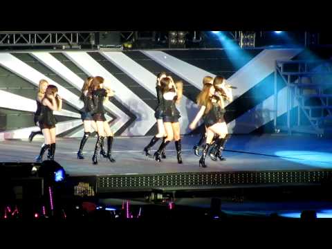 [FANCAM] GQ 120922 SNSD - Genie , SMTOWN INA