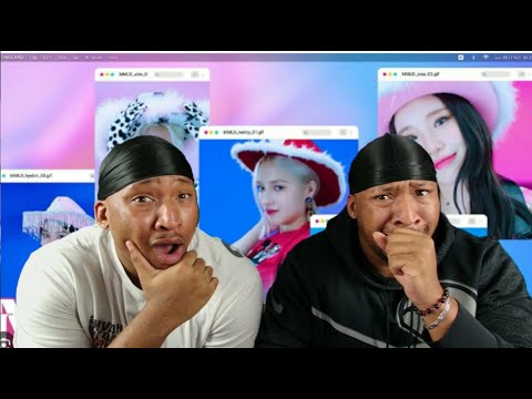 모모랜드(MOMOLAND) X 크로망스(CHROMANCE) 'Wrap Me In Plastic' M/V | TWINS REACTION | IS THIS SONG CATCHY?