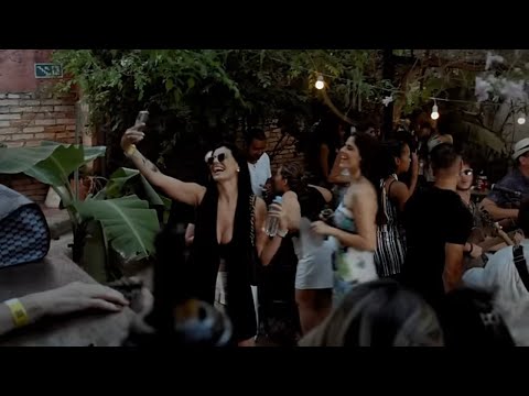 Conselho / Insensato destino / Inigualável paixão /  A batucada dos nossos tantãs