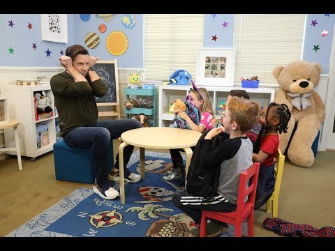 ジェイソン・スーディキス、子供たちと人生のアドバイスを語る (Jason Sudeikis Shares Life Advice with Kids)