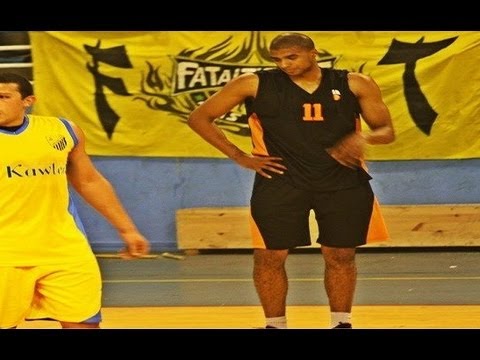 Abdelhakim Zouita - RSB -  takes flight on fastbreak [2013]