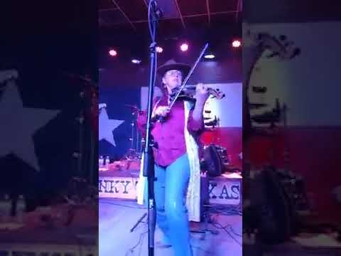 Tina Turner plays Orange Blossom Special!