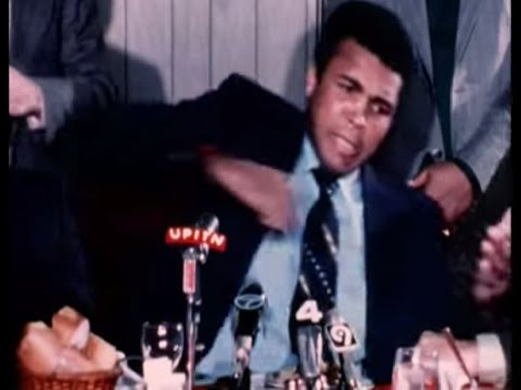 Muhammad Ali Funny Imitation of Joe Frazier