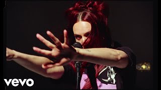 Musik-Video-Miniaturansicht zu True Romance Songtext von MØ