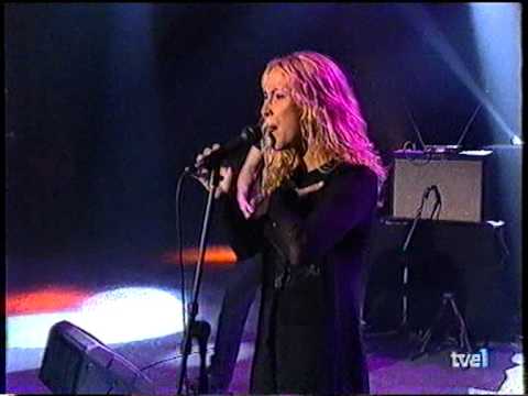 Videoclip de Antes Que Amantes Amigos — Malú