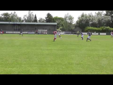 28 mei 2017 RCH 1 - UVV 1 nacomp 1-4 Mo stift op dak van het doel