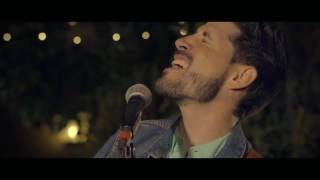 Es Tu Amor Music Video
