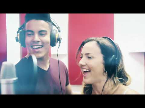 KARENKA Y PETER NIETO: "A MANOS LLENAS" Oficial video! 2017