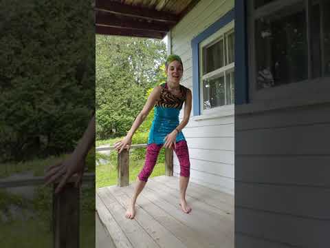 Danse pour enfants sur la chanson " Bouboukalakala a dit que"