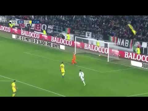 Goal Douglas Costa 1-0 Juventus vs Chievo