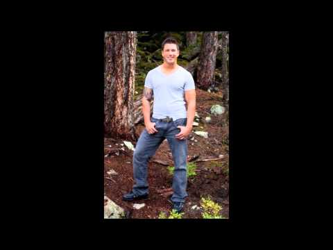 COLLEGE DUDES GETTING BEER BELLIES 5