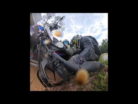 BMW R1300GS por las antiguas rutas del tren de Nemocón | Off-Road