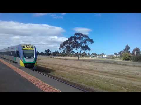 V/line V'locity unit at Lara