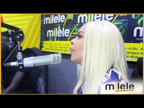 Size 8 Reborn interacting with fans live on radio! FUN TIME