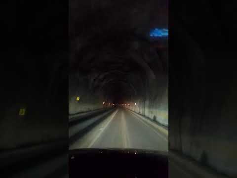 tunel largo camino a mamora Tarija Bolivia rumbo a los Toldos departamento Santa Victoria prov.Salta