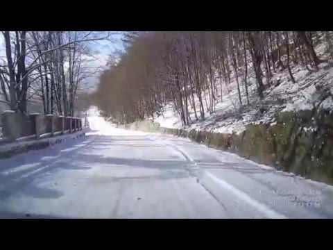 Urcare spre barajul "Poiana Uzului" -02 (iarna)