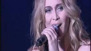 Anouk - Lost (live @ Gelredome &#39;08)