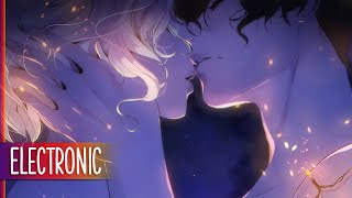 Stephen - I Never Stay In Love