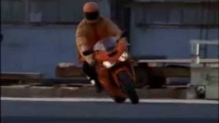 [請益] 除少林三十六房,徒手攻擊蛋蛋的電影??