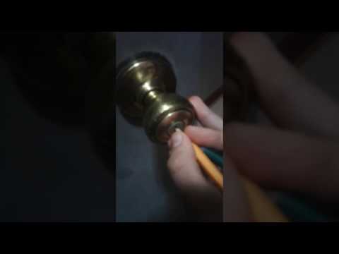 How to pick a lock if u get locked outside your house! life hack!