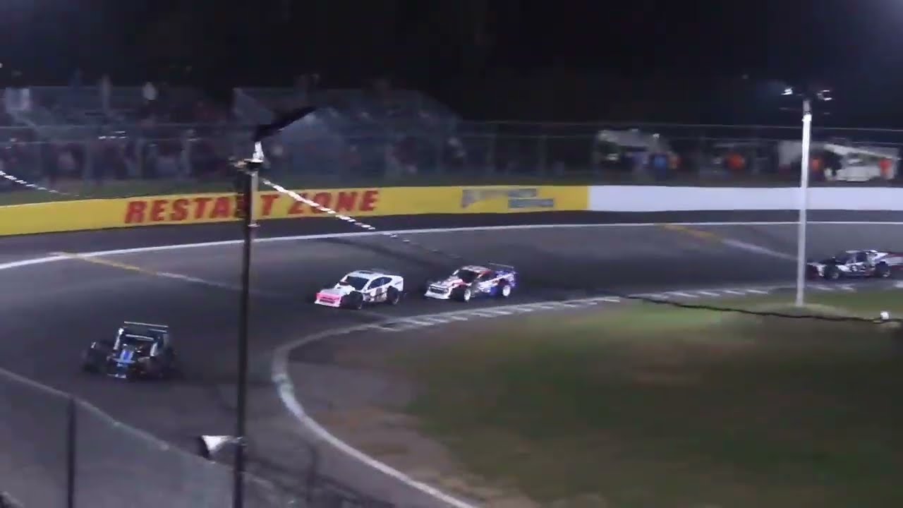 Star Speedway Classic Weekend Feature