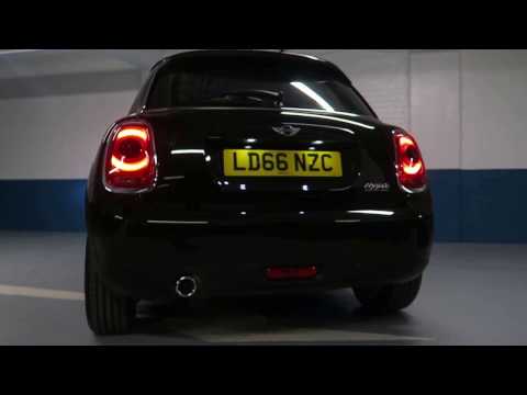 Mini Cooper 5-door Hatch Black