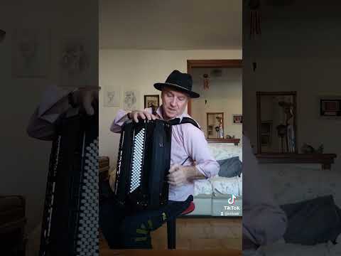 Suonare la fisarmonica Pt.1