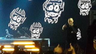 Fabri Fibra feat Gel A Volte LIVE Roma Squallor Tour