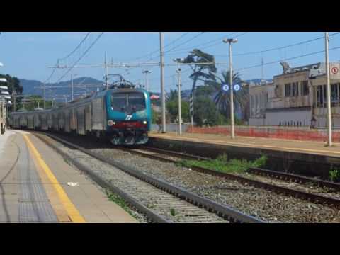 FS E464.143+PR carrozze arrivare a Genova Nervi