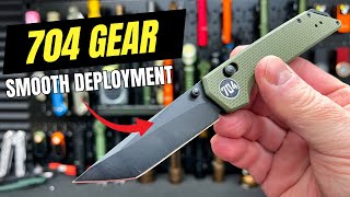 This Green Folding Knife Has INSANE Action | 704 Gear FANG