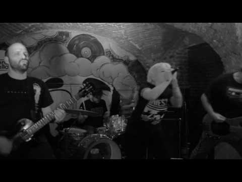 End of a Season - L'Altalena