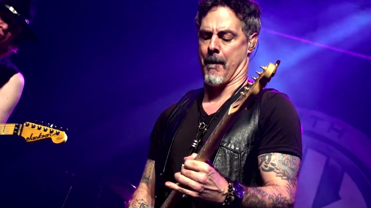 Smith/Kotzen - Hate and Love (Live) (Official Video) - YouTube