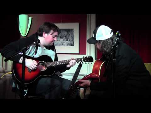 Tim Knol & Kevn Kinney - Here Comes A Regular (live)