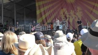 Pearl Jam - Arms Aloft [Joe Strummer &amp; the Mescaleros cover] (Jazz Fest 04.23.16) HD