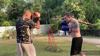 Street boxing training. Armenian street fighter vs pro boxer.
