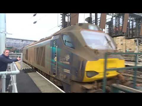 The x2 Class 68 DRS Nos.68005+68003 with FNA-D Nuclear Flask Wagons was passing at Carlisle.