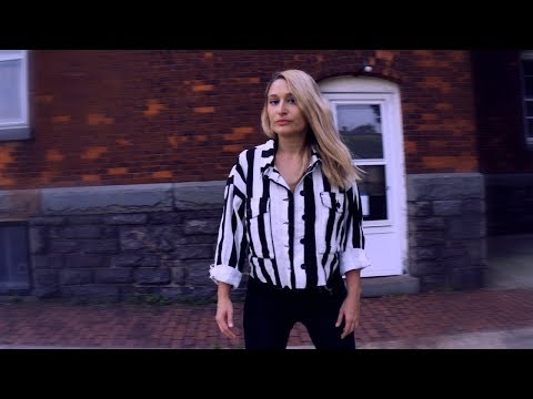 Maria Neckam - Familiar (Official Music Video)