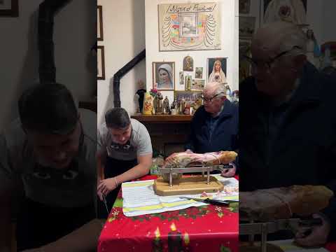 Grandpa Faustino ANGRY with Carletto because he makes ham SCALETTE😡🐊😂