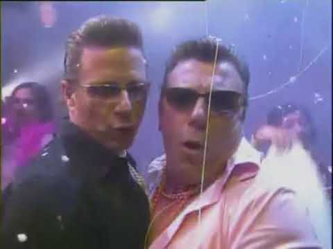 Marica tu...marica yo... fiesta pluma gay